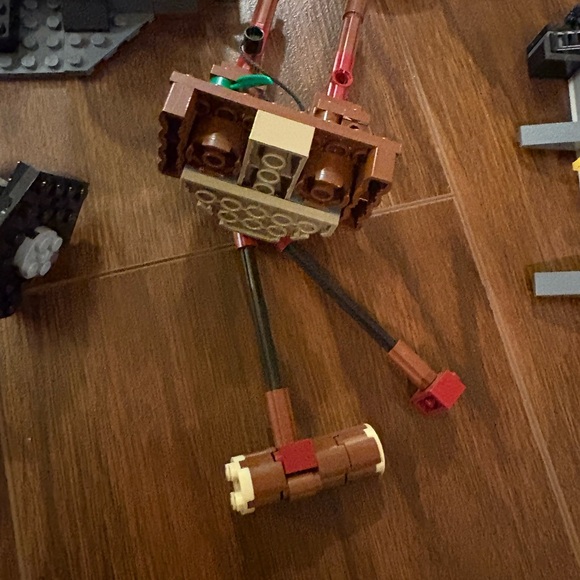 Assorted Lego - Picture 4 of 7